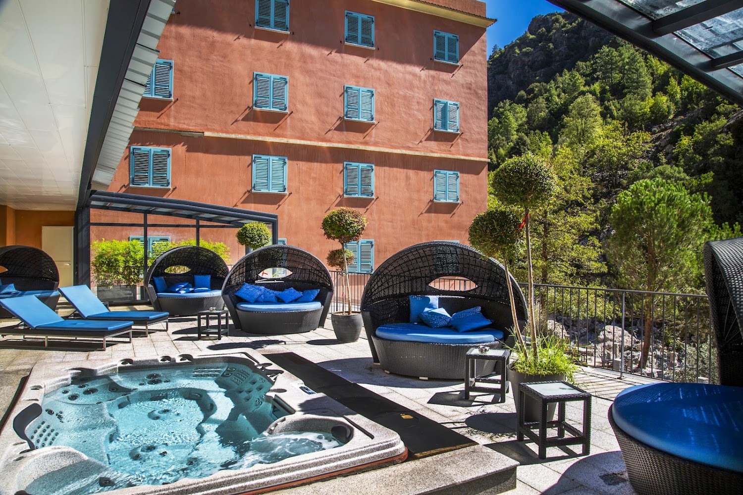 Hôtel les Jardins de la Glacière